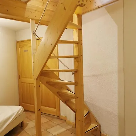 6-8 Personnes Au Coeur Du Village A Proximite Et Pistes De *