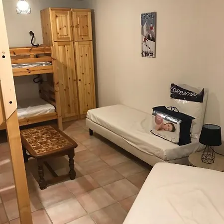 6-8 Personnes Au Coeur Du Village A Proximite Et Pistes De Apartment